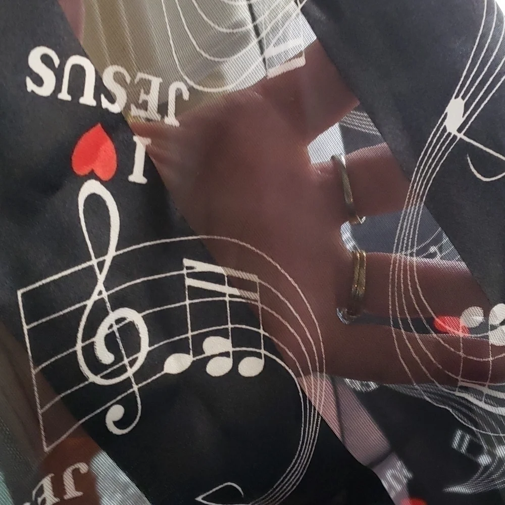 SCARF I ❤ (love) Jesus With Musical Design Black White & Red 60